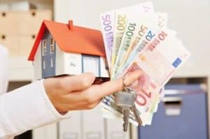 Unterstützung für Privatpersonen und Fachleute bei der Suche nach einer geeigneten finanziellen Lösu