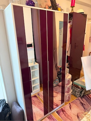 Moderne Garderobe mit Hichglanzfront