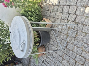 Metallmüllständer