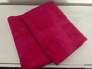 2 x Magenta Badetuch Strandtuch Handtuch 70x140cm NEU