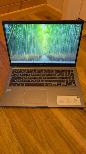 ASUS VivoBook X515JA i5 8GB RAM Windows 11 Home