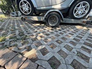 Autotransportanhänger 1.300 kg gebremst mit Seilwinde