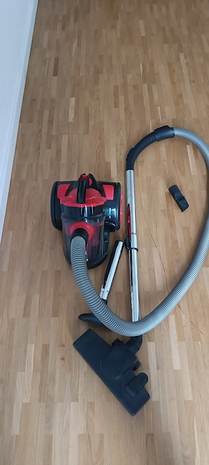 Kompakter Staubsauger Monzana Multi ECO ohne Beutel (700W)