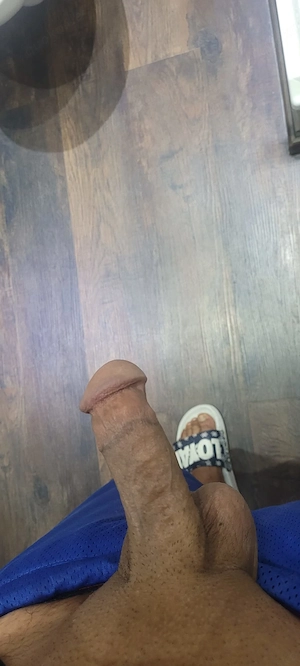 Welche Frau hat den Mut, ein echtes XXL auszuprobieren? 21 cm pures Vergnügen erwarten dich! 