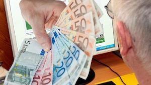 Projektträger und andere.........
