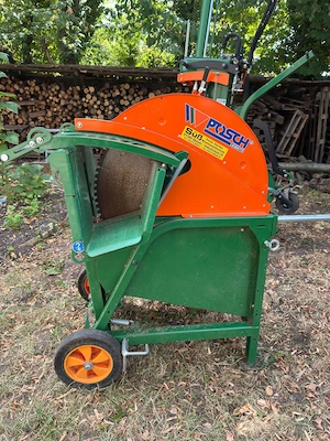 Verkaufe eine gebrauchte Posch Wippsäge   Wippkreissäge mit 400-V-Elektroantrieb.