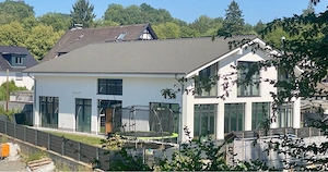 Provisionsfrei! Premium-Immobilie in 53809 Ruppichteroth (NRW)"