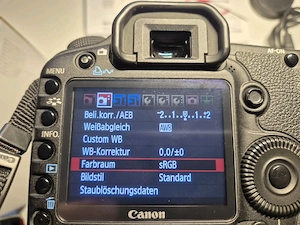 Canon EOS 5D Mark II + EF 75-300mm Objektiv NUR 8.202 Auslösungen  Bild 4