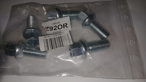 1 x Z920R CMS kit je 5x M14x1,5 28 mm SW17 ( 20 Schrauben )