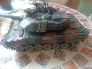 Verkaufe Leopart 2 Panzer Ferngesteuert, Schussfähig.