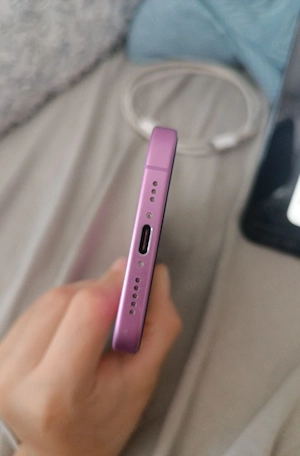 iPhone 16 Pink 128 GB