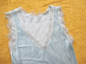 NEU Fransen Lace Spitze Satin Ärmellos Long Tunika Bluse Top Tunika Made in Italy M aqua Pastell