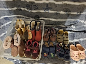 Für Flomark Verkäufer  Mädchen Kleiderpaket und Schuhe Bild 4