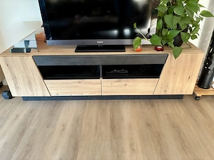 TV Lowboard wie neu 