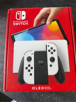 Nintendo Switch OLED in weiß