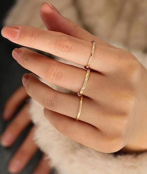 Suche Girls die gerne Ringe tragen