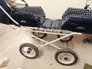 Verkaufe Inglesina ZwillingsGeschwisterwagen