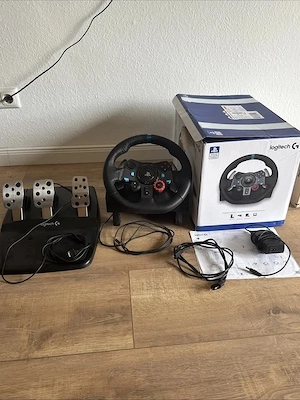 Logitech G29 Driving