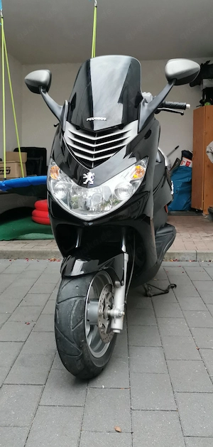 Roller Peugeot Elystar 50