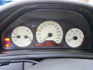 Mercedes Benz CLK 320