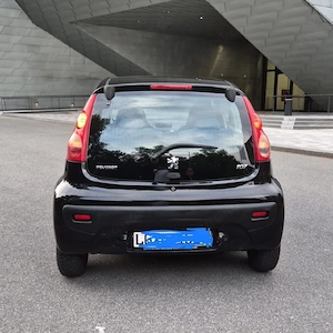 Peugeot 107 Aus 1 Hand  mit frischen HU AU