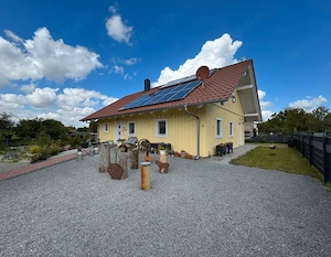 Modernes Wohnen im Schwedenhaus Einfamilienhaus Ferienhaus großer Garten 