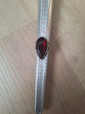 1 Ring, Granat, 925 Silber gestempelt,  Größe 58