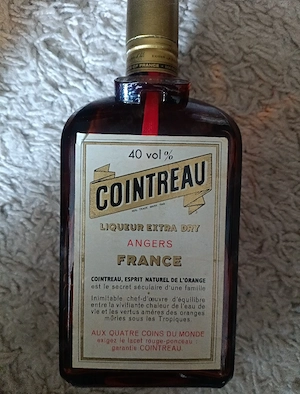 Cointreau antik