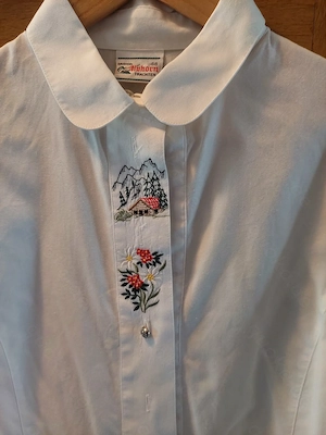 Trachten Landhausmode 2 Blusen Gr. 46 Kurzarm