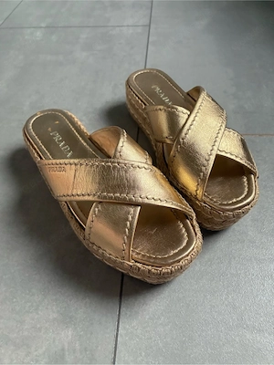 prada sandalen 
