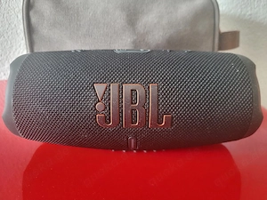 JBL Charge 5 Top Zustand