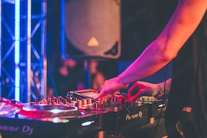 DJ Party alle Anlässe House Deephouse buchen