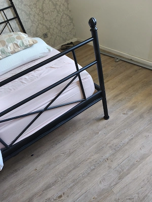 Bett Metall-Gestell ohne Matratze schwarz 