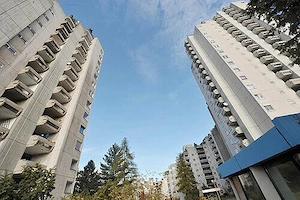 Ich suche 4 Zimmer wohnung raum Nürnberg 