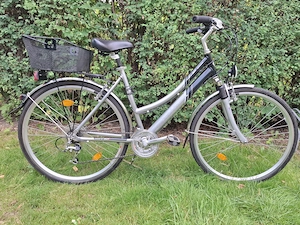 28" Damen Cityrad von Mifa mit 21 Gänge, Einkaufskorb und Schloß
