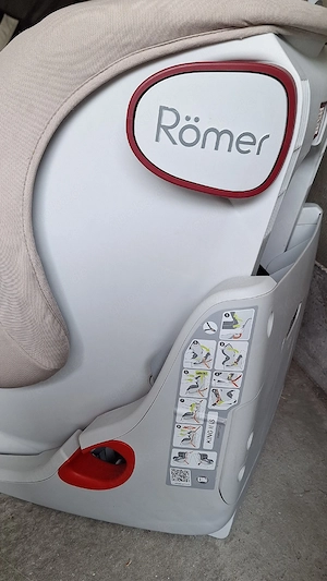 Römer Kindersitz 9- 18 Monate 
