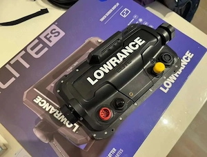 Echolot Lowrance fs7