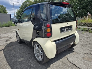 Smart for two Bastlerfahrzeug Schlachtfest Automatik Bild 2