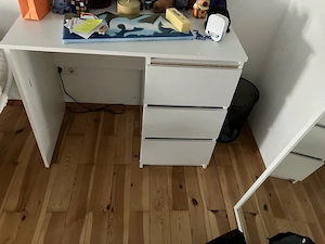 schreibtisch 