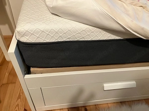 Bett 200x90
