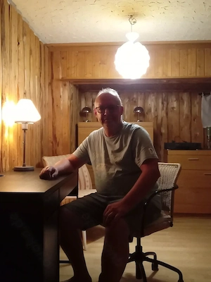Seriöse männliche Begleitung gesucht ? 