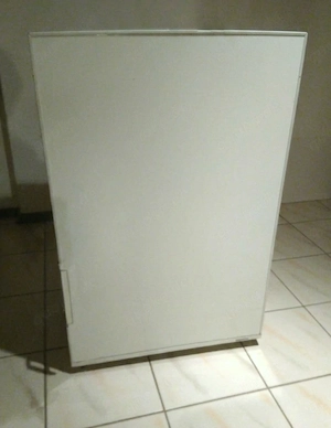 SIEMENS Kühlschrank Einbau, Drei Sterne Tiefkühlfach
