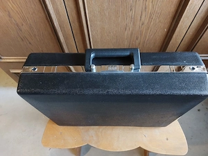 Werkzeugkoffer mit Einteilung (Hartschale)  47x37x13,5 cm mit 2 Schlössern u. Zahlenschloß