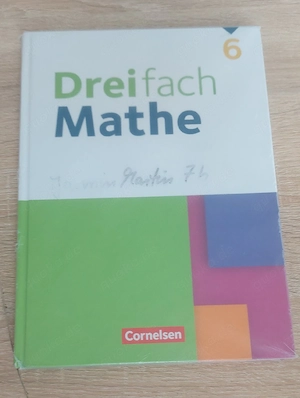  Schulbuch