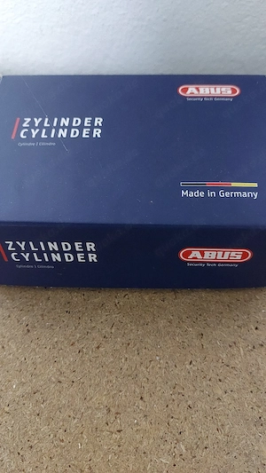 ABUS Schliesszylinder mit 10 Schlüsseln