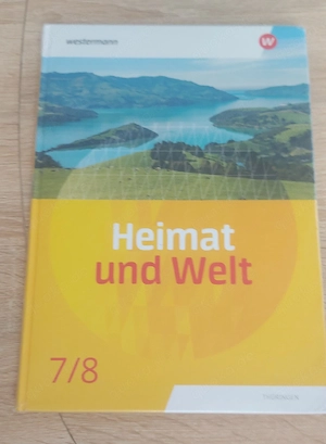  Schulbuch 