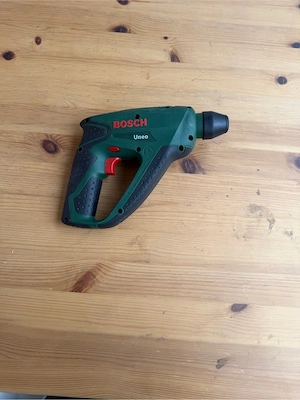 Bosch Uneo Akku-Bohrhammer   Kompakt & Kraftvoll