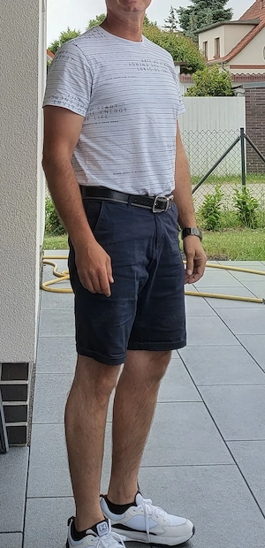 Suche erotisches Abenteuer mit einer Frau
