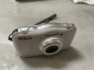 Nikon Coolpix S33 Digitalkamera Weiß 13,2MP Wasserdicht Stoßfest Full HD
