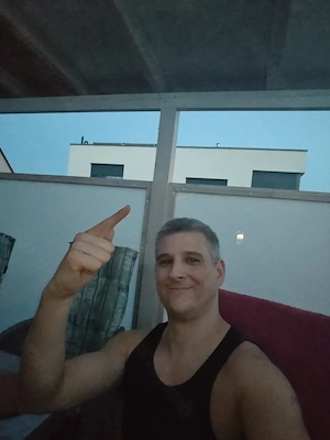 HJ BJ jetz bei mir zuhause. Schön zärtlich und mit Massageöl 